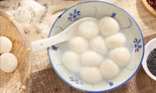 花灯逢元宵，今宵共团圆，九游平台官网祝老师们豪气满满，元宵喜乐！